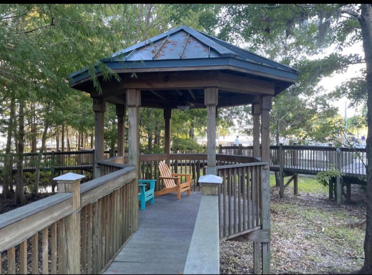 Disney Just 1 And A Quarter Mile Away, Blue Heron 1 Room 2 Bath,Amenities,6 Guests, Walk To Restaurants, No Fees At Check In Orlando Extérieur photo